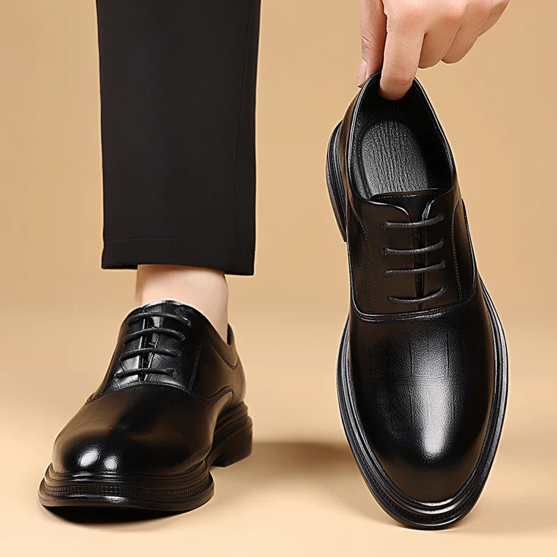 2026 New Men's Banquet and Office Professional Leather Shoes, Size 37-46, Fashionable and Casual Leather Shoes